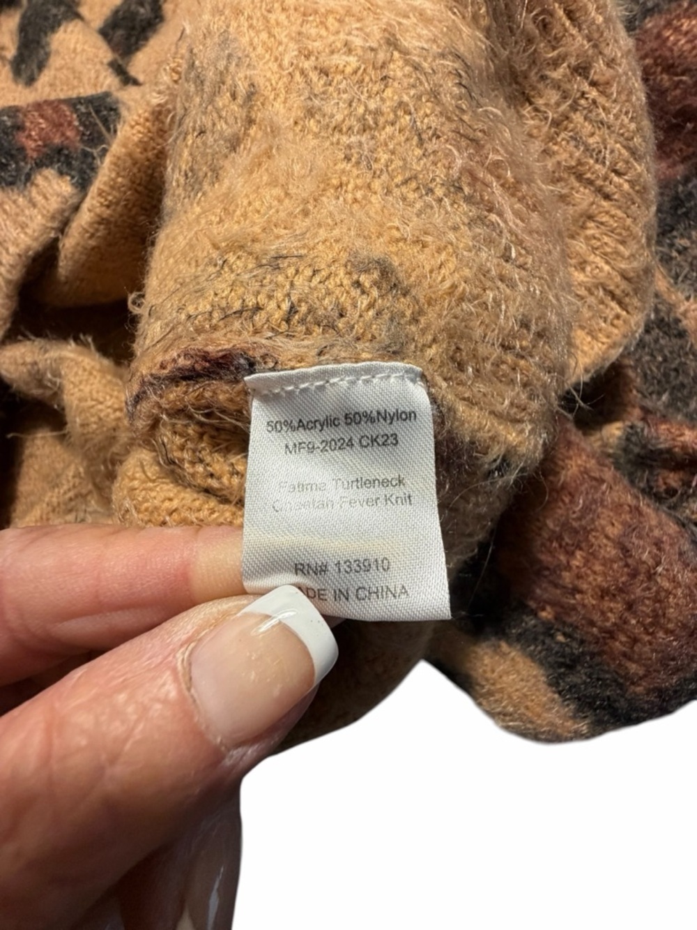Show Me your Mumu Turtleneck Leopard Print Sweater Sz Small - Picture 13 of 14